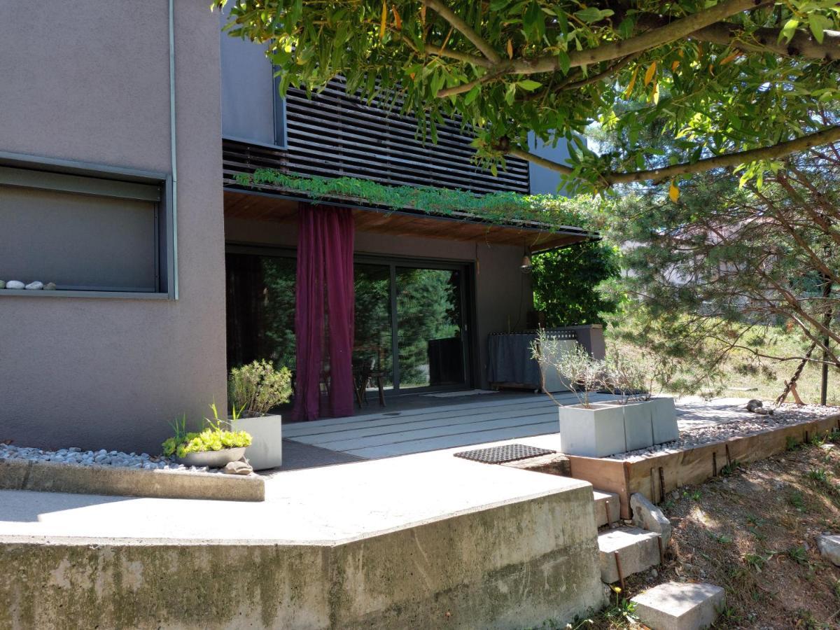 Holiday Home Hisa Gusta موست نا سوتشي المظهر الخارجي الصورة